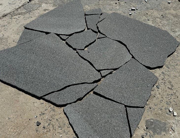 Random Loose Stone Floor Paving